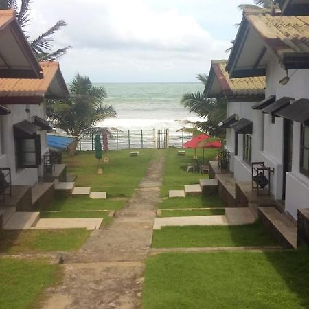 Ramon Beach Resort Ambalangoda  Exteriör bild