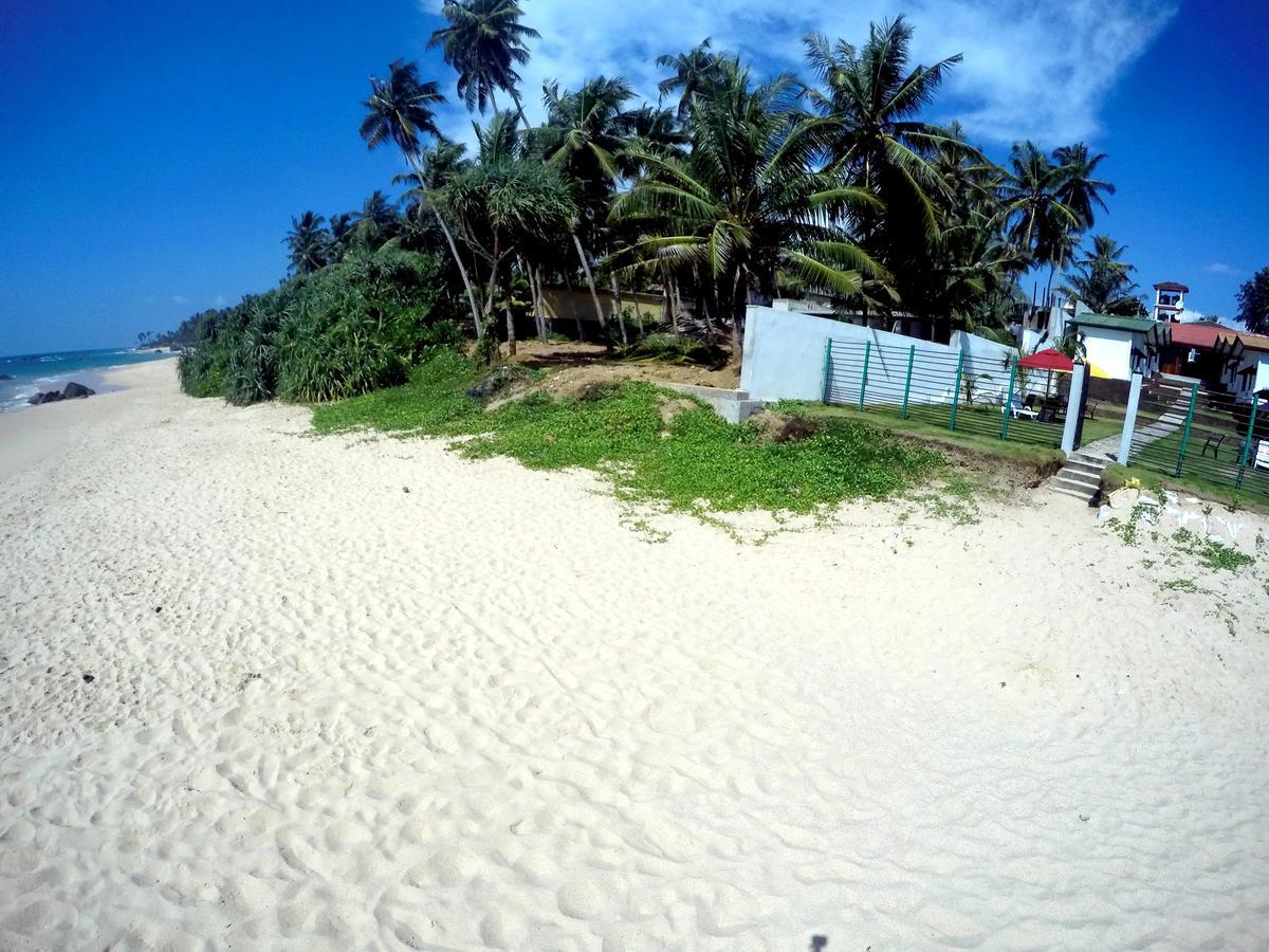 Ramon Beach Resort Ambalangoda  Exteriör bild