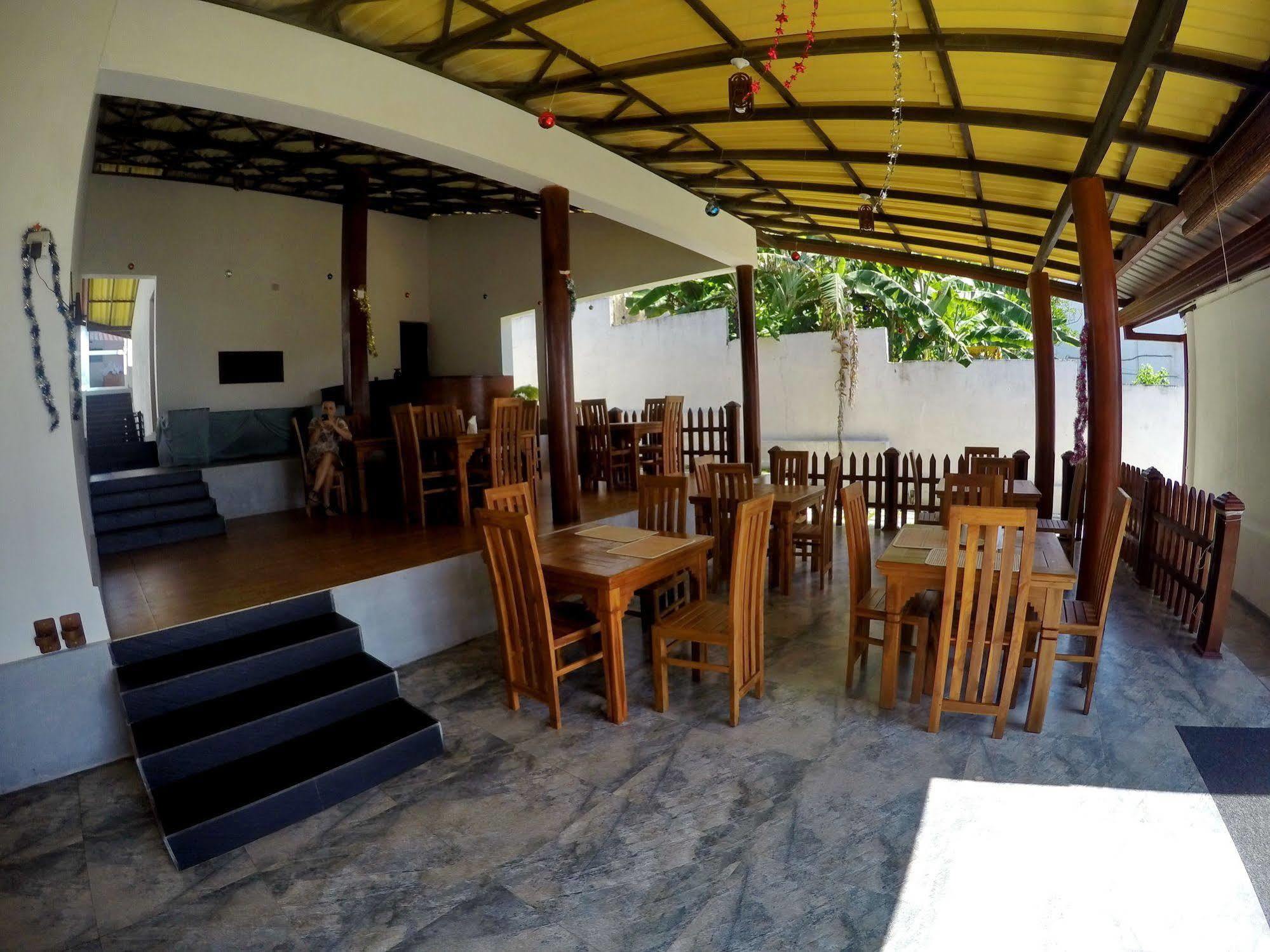 Ramon Beach Resort Ambalangoda  Exteriör bild