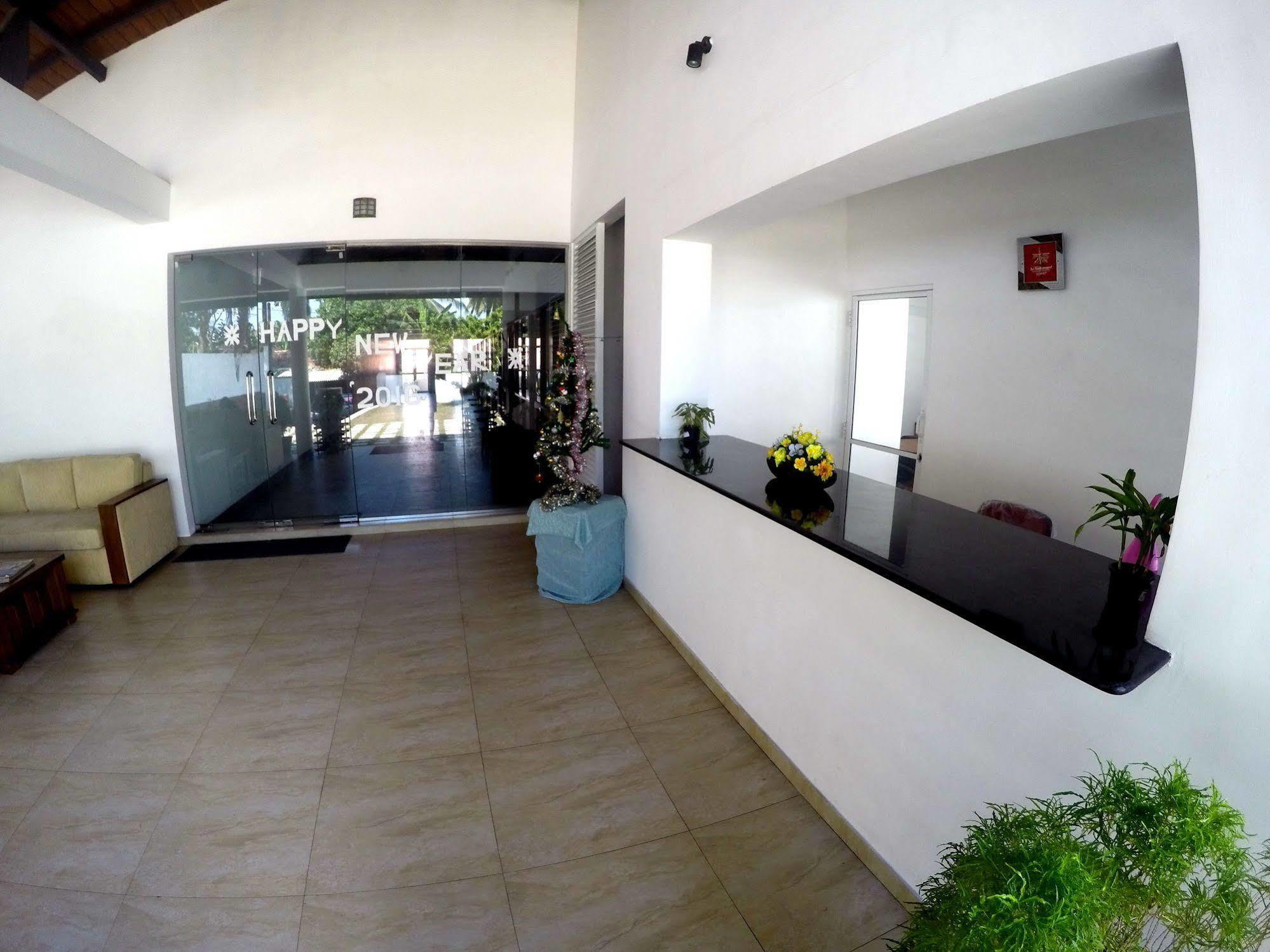 Ramon Beach Resort Ambalangoda  Exteriör bild