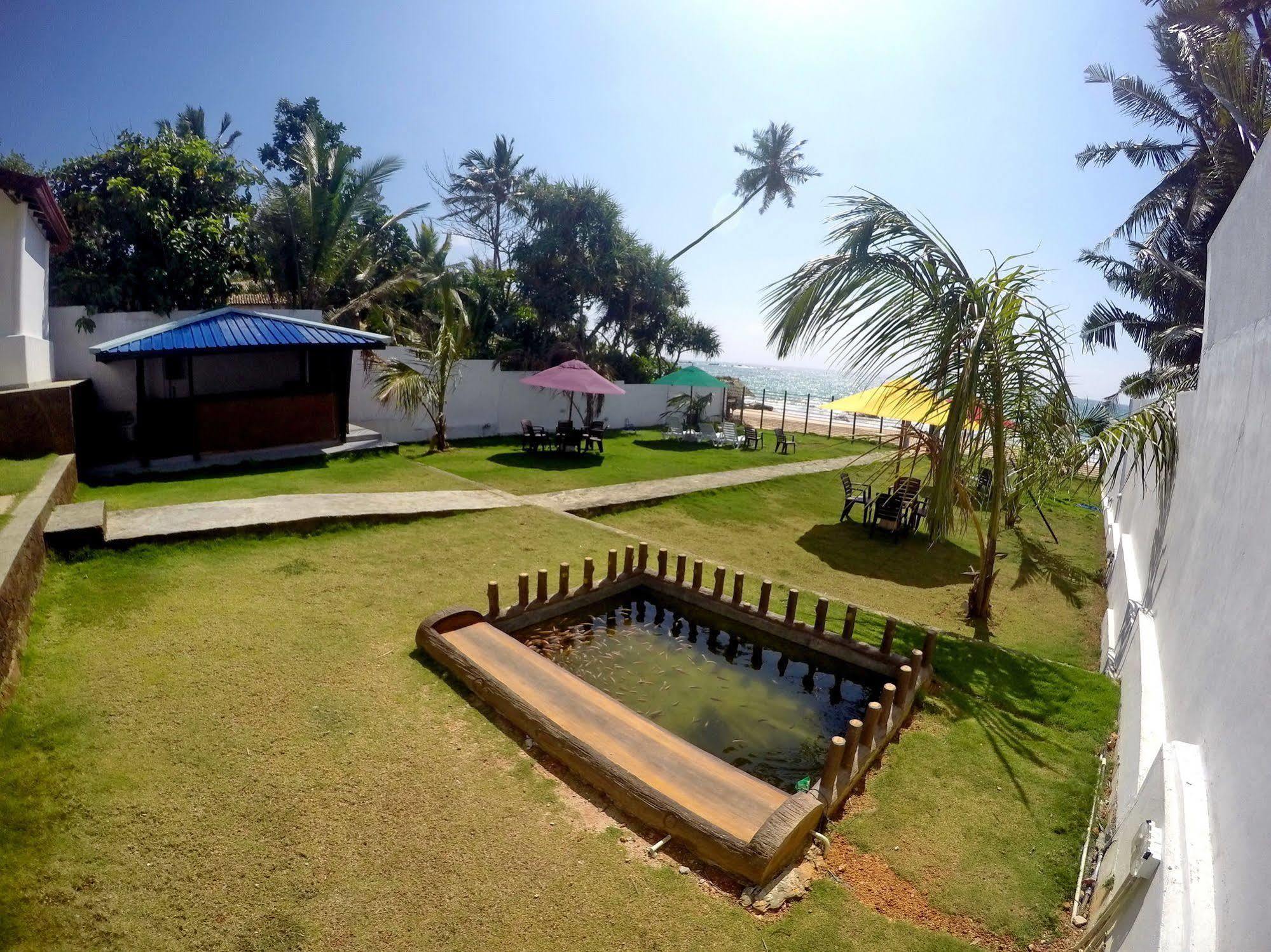 Ramon Beach Resort Ambalangoda  Exteriör bild